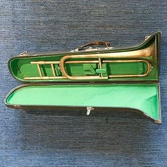 Винтажный тромбон в чехле Vintage Trombone In Case 2 - ракурс 5