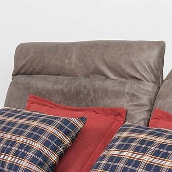 Двуспальная кровать-реклайнер Toro Motion Bed US King натуральная кожа Freehand Waxed Bark - ракурс 7