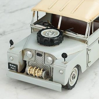 Статуэтка Vintage Landrover With Luggage - ракурс 6