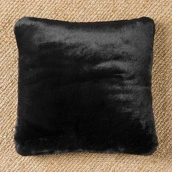 Декоративная подушка Alaska Square Cushion Medium искусственный мех Big Bear Sable - ракурс 2